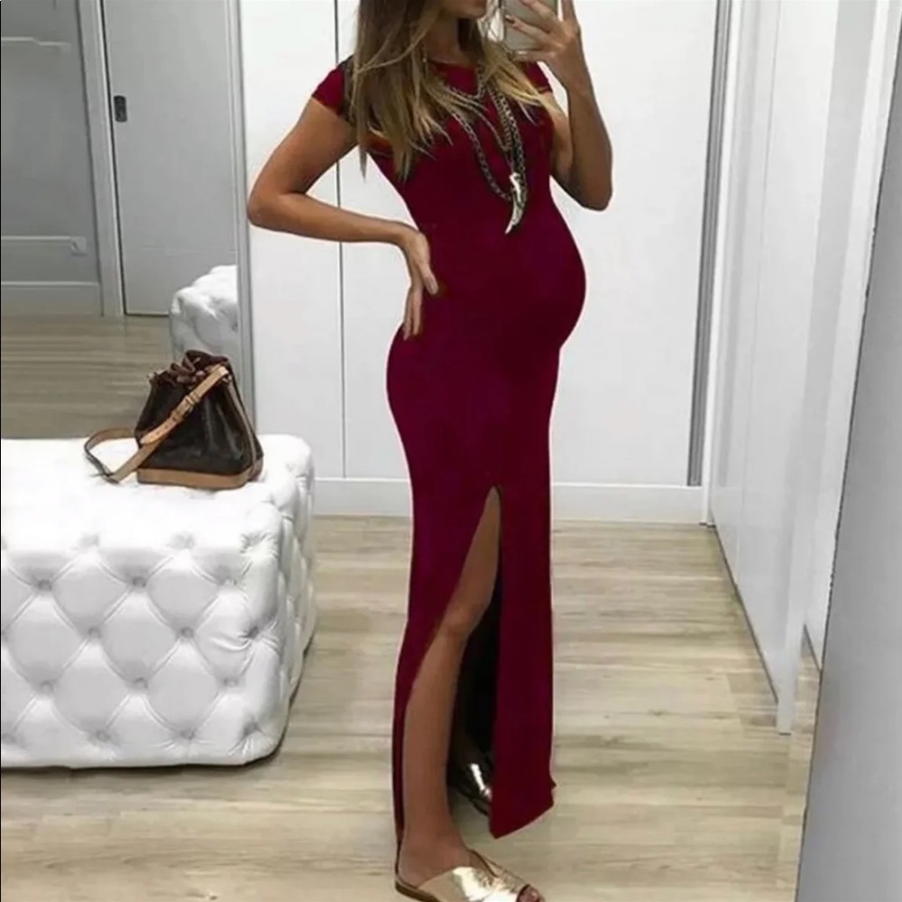 Burgundy maternity dress with slit